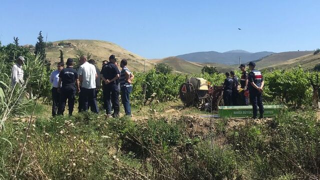 Ağaçtaki kuşa nişan aldı! Komşusunu öldürdü!