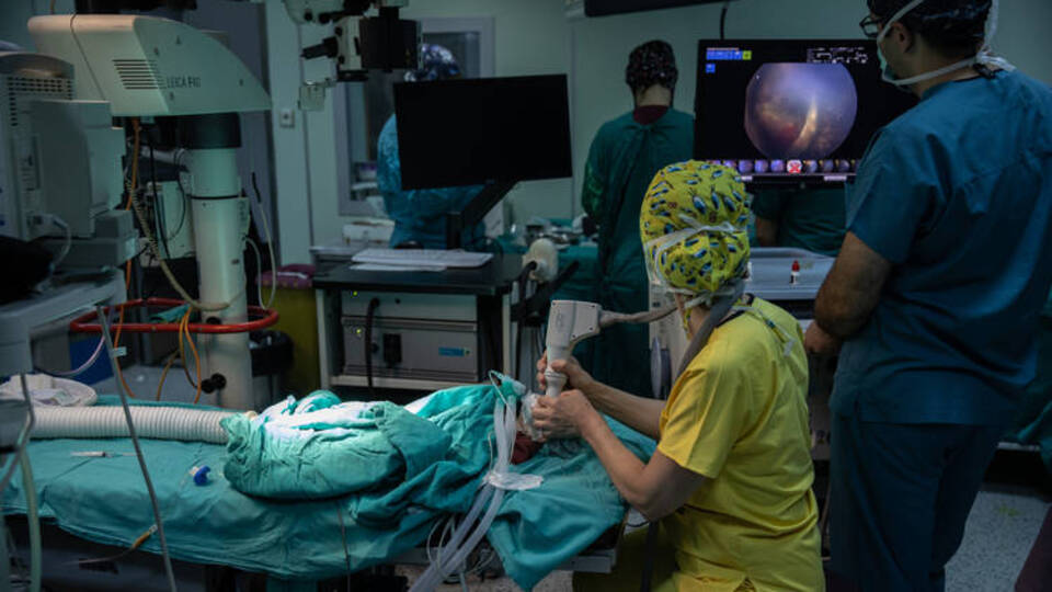 Bir kilo 600 gram doğdu! Körlük riskinden böyle kurtuldu