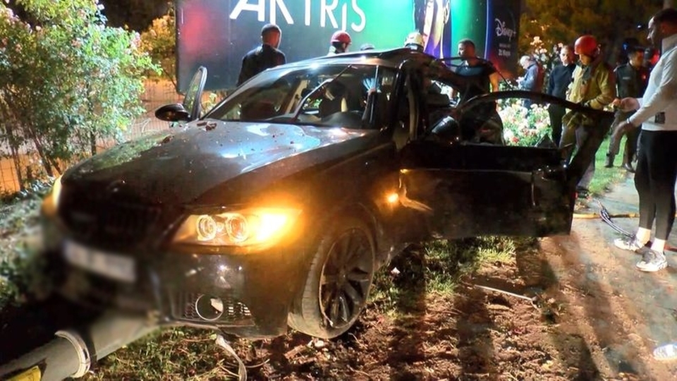 Kadıköy'de trafik kazası: 1 ağır yaralı