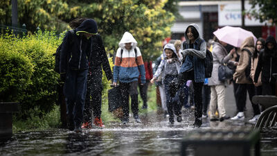 11 il için sarı kodlu uyarı! Bu bölgelerde yoğun yağmur var