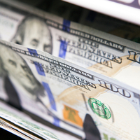 Dolar ve Euro'da yeni zirveler