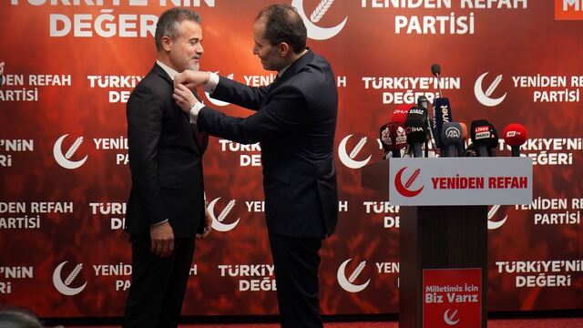 Eski Bakan Suat Kılıç Yeniden Refah Partisi'ne katıldı