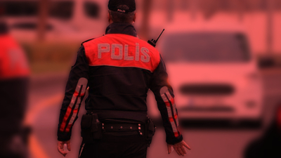 Kadın kılığında yakalanan avukatın çantasından neler çıktı?