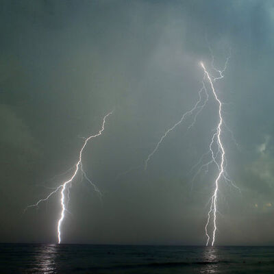 Şiddetli sağanak sürüyor!