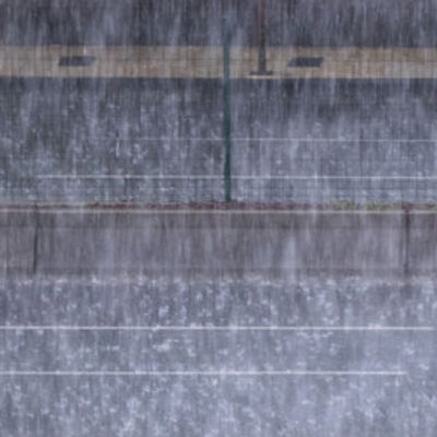 Şiddetli sağanak Başkent'te su baskınlarına neden oldu!