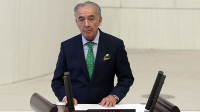 Ahat Andican, İYİ Parti'den istifa etti