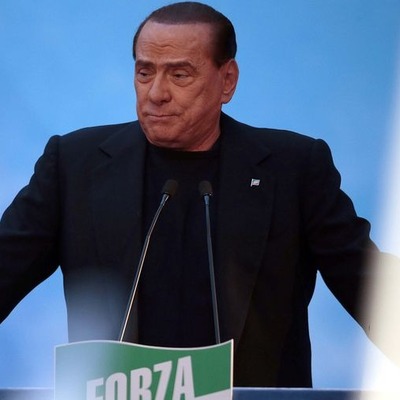 Eski İtalya Başbakanı Berlusconi hayatını kaybetti
