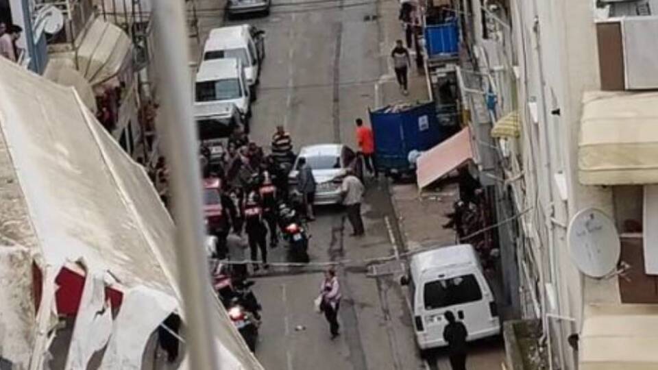 16 yaşındaki çocuk husumetlisini başından vurdu