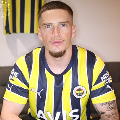Fenerbahçe transferi açıkladı!