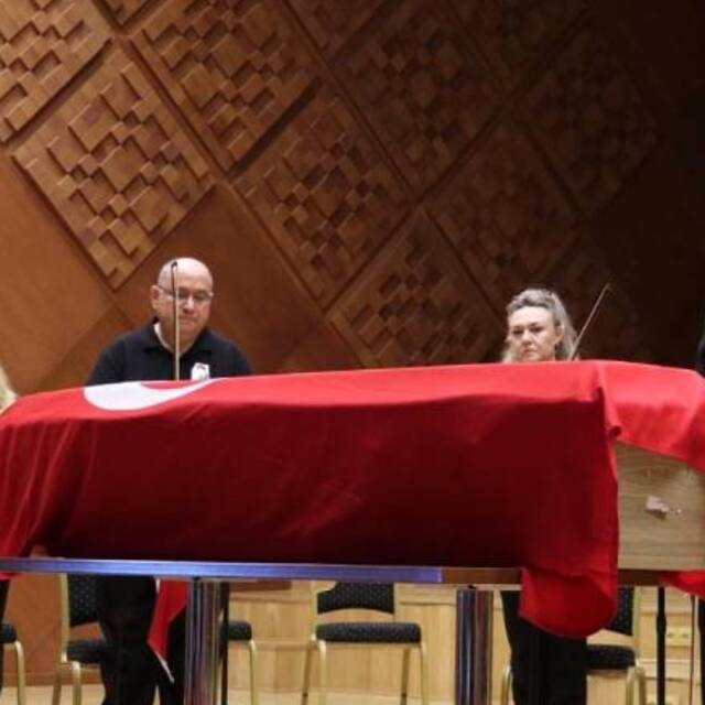 Son yolculuğuna uğurlandı