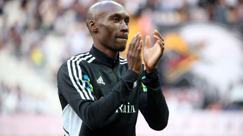 Atiba Hutchinson futbolu bıraktı!