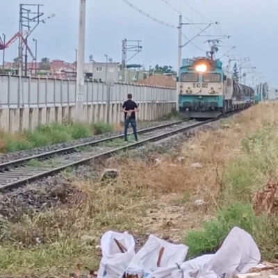 Son ana kadar treni bekledi