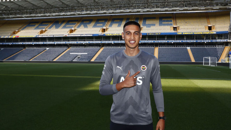 Fenerbahçe, transferi açıkladı!