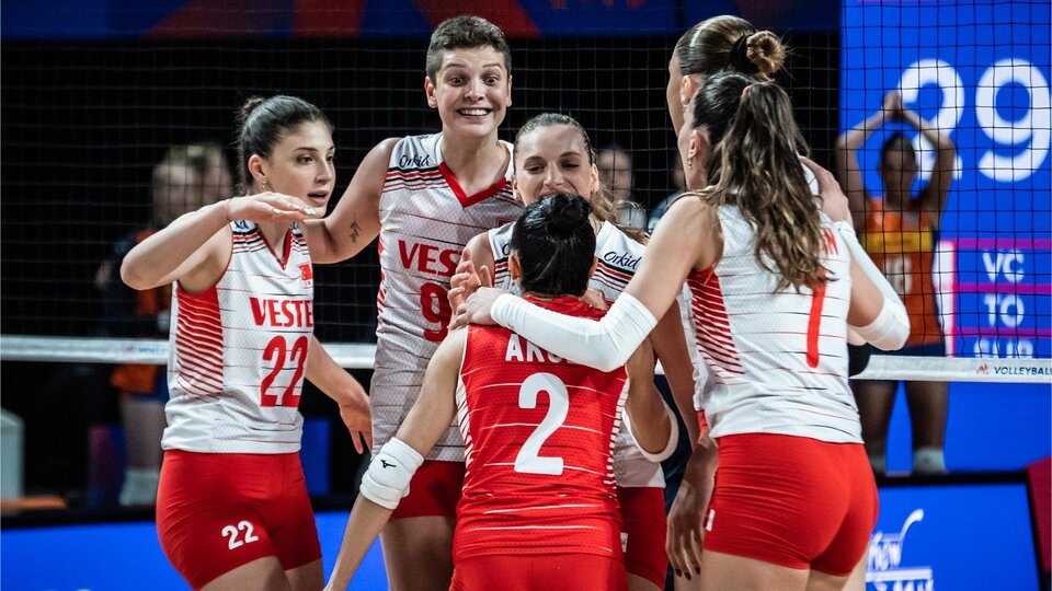 Sultanlar, Kanada'ya set vermedi