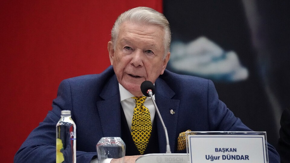 Uğur Dündar'ın istifası kabul edilmedi