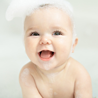 Bebekler neden yüksek sesle güler?