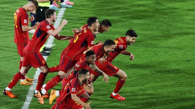 UEFA Uluslar Ligi'nde şampiyon İspanya!
