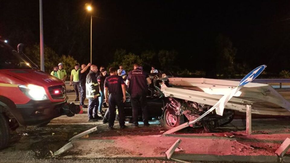 Kocaeli'de korkunç kaza: 1 ölü, 1 ağır yaralı