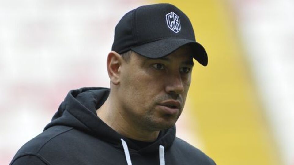 "Yeni şeyler söylemek lazım"