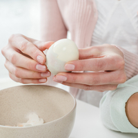 Haşlanmış yumurtaları kolayca soymanın 12 yolu