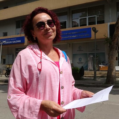 Kanser iddiasıyla göğüsleri alındı! 6 yıldır hukuk savaşı veriyor