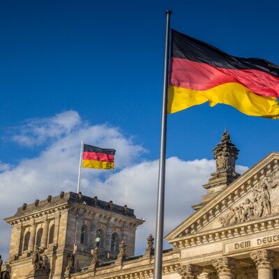 Almanya'da turist vizesi ile iş bulanlar kalabilecek