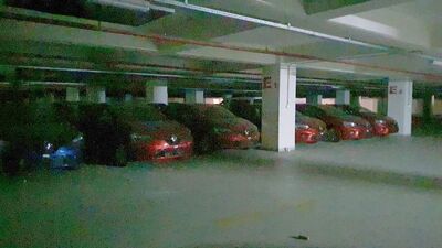 Havalimanında 'sıfır araç' bilmecesi