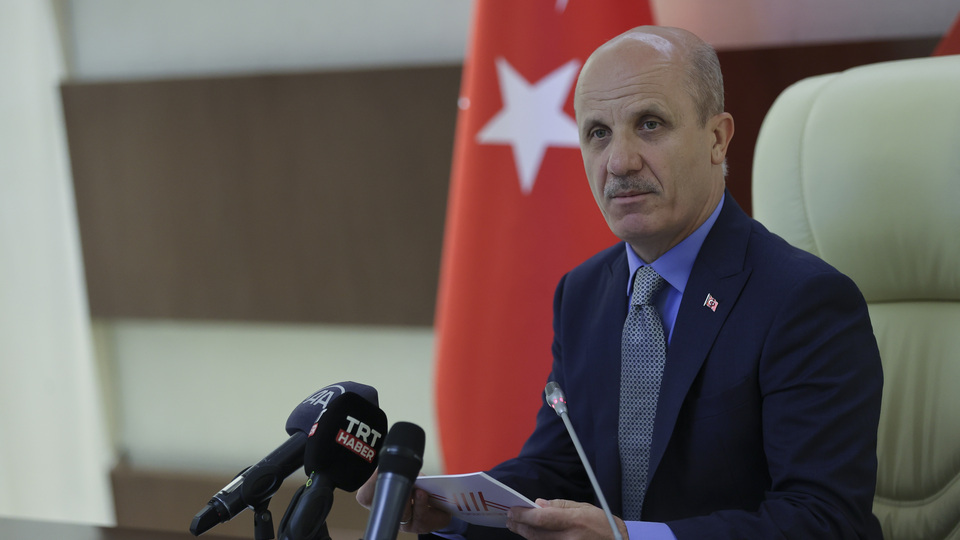 Üniversite sınavları kaldırılacak mı? YÖK Başkanı Özvar'dan açıklama