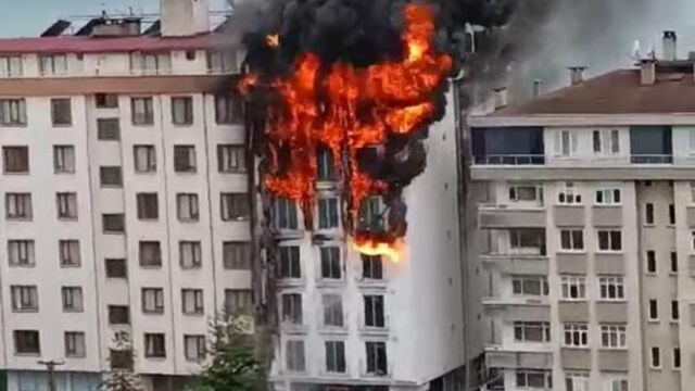 Lokantada çıkan yangın otele sıçradı!