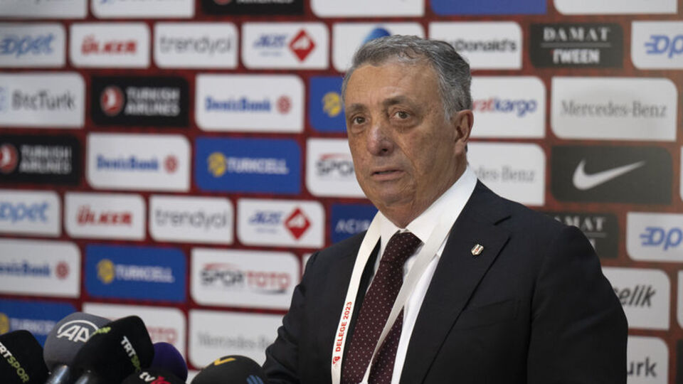 Olay gönderme: "Bir kulübe yarıyor"