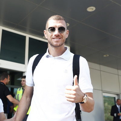 Dzeko resmen Fenerbahçe'de! İşte maliyeti...