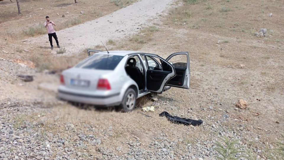 Otomobil yoldan çıktı: 3'ü çocuk 5 yaralı