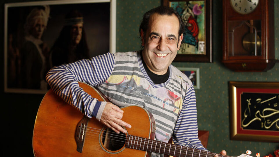 Özkan Uğur yoğun bakımda