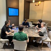 Mumcu'dan Özkan Uğur'a ziyaret