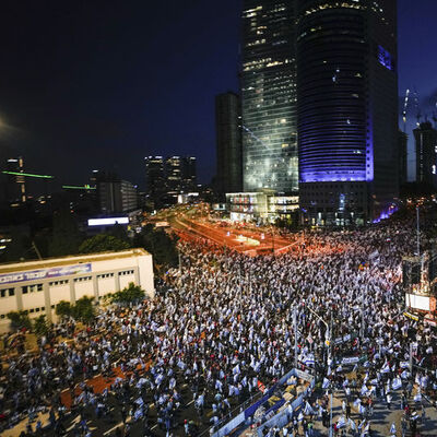 İsrailliler protestoların 25. haftasında yine meydanlarda