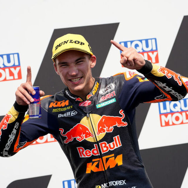 Deniz Öncü üçüncü oldu