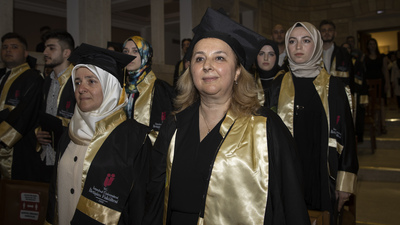 Hayali 41 yıl sonra gerçek oldu! Hayran kaldığı kapıdan 58 yaşında ...