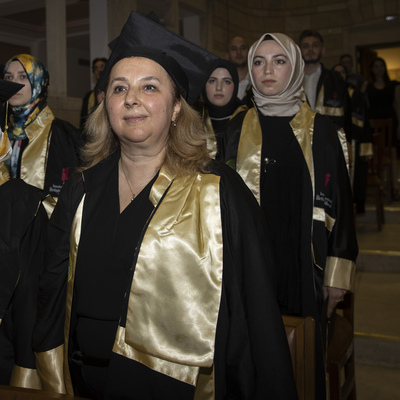 Hayali 41 yıl sonra gerçek oldu! Hayran kaldığı kapıdan 58 yaşında mezun olarak çıktı