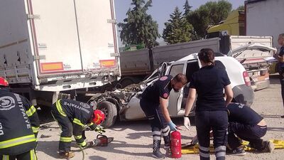 Feci son! İstasyondan yola çıkan TIR'a çarptı