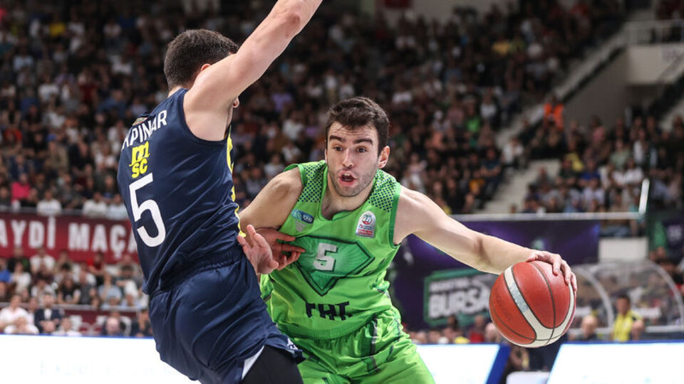 Beşiktaş, Berk Uğurlu ile imzaladı