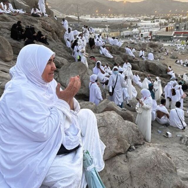 Hacı adayları Arafat'ta