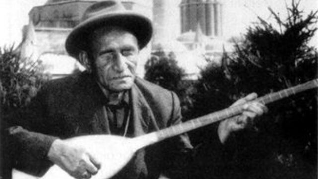 Y&uuml;r&uuml;mek veya Aşık Veysel'in başına gelenler!