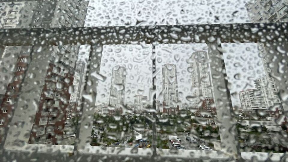 İşte bayram havası! Sağanak iç bölgelerde