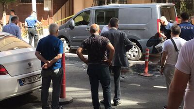 Kendisine "kokuyorsun" diyen arkadaşını vurdu!