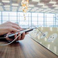 Telefonunuzu halka açık yerlerde şarj etmeyin!