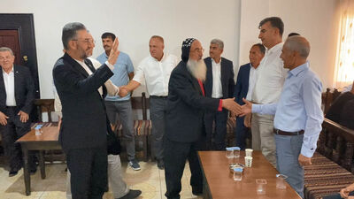 Midyat'ta 3 farklı dine mensup vatandaşlarla bayramlaşma töreni