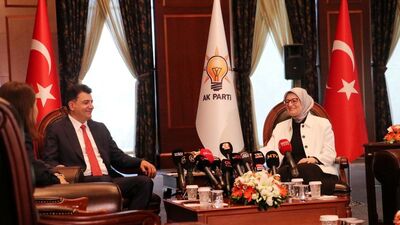 Partiler arası bayramlaşmada İsveç'e kınama