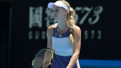 Eski dünya 1 numarası kortlara geri dönüyor