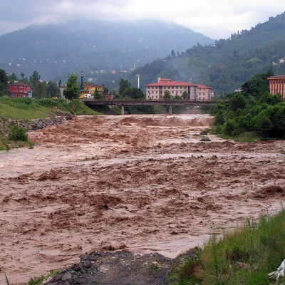 Karadeniz için çok kritik uyarı! Sel ve su baskını alarmı