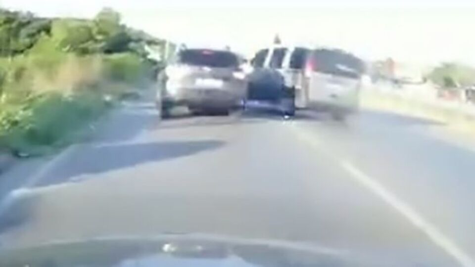 Makas faciası! Karşı şeride geçti... 5 ölü, 20 yaralı